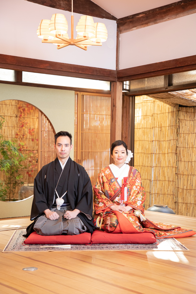 色打掛でのお座りショット!