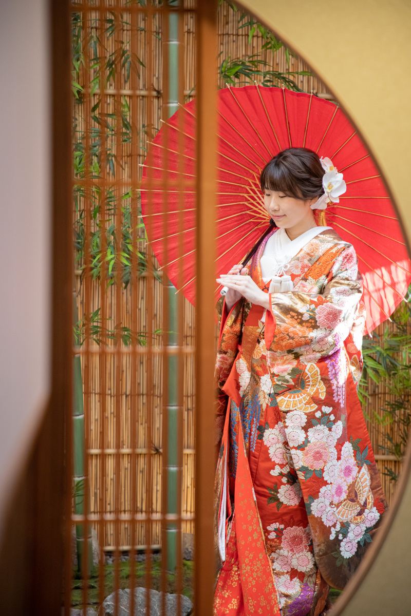 丸窓と格子を組み合わせて！