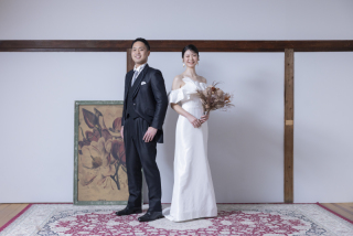 和装、洋装どちらもスタジオ撮影