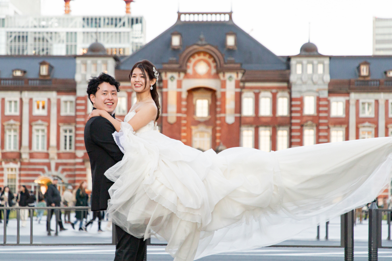 ドレスをバサァッ！！