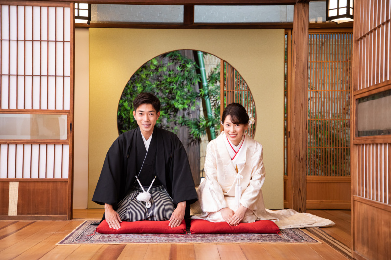 お決まりの正座ポーズ！