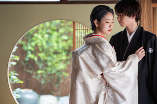 【⭐︎9月限定⭐︎】和装2着!庭＋古民家スタジオ撮影(色打掛・白無垢全無料)紅葉背景◎ペットや家族撮影OK！コミコミプラン