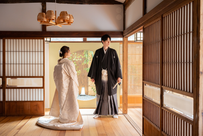 【特別平日プラン】【スタジオ撮影】和装1着スタジオ撮影プラン　全白無垢・色打掛から追加料金無しで選択可能！コミコミプラン