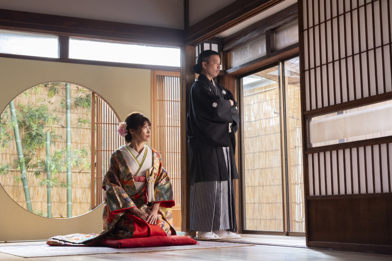 【5組限定オープニングムービー付き】和装1着スタジオ+洋装1着ロケーション！　衣装グレードアップ料金無料！！