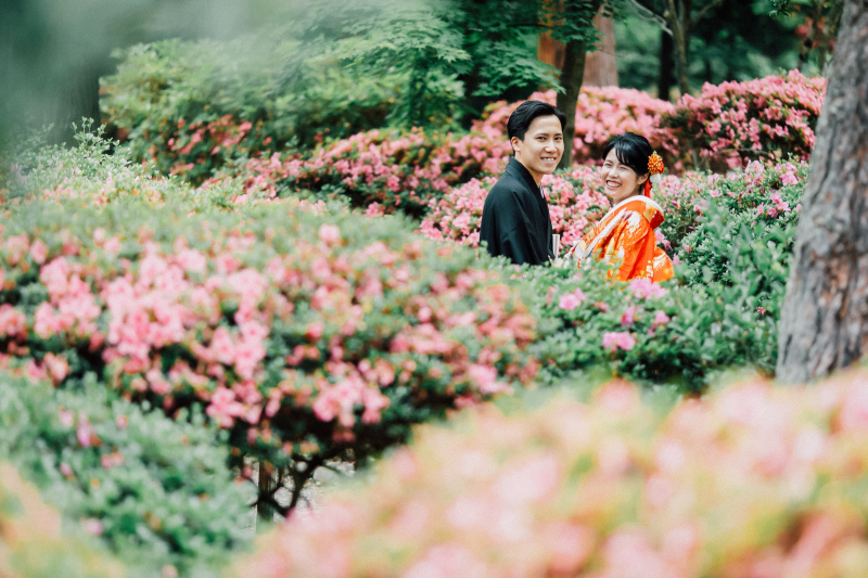 季節の花に囲まれて