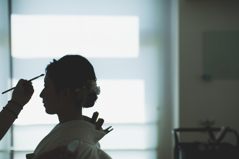 着付けは市内の美容室で