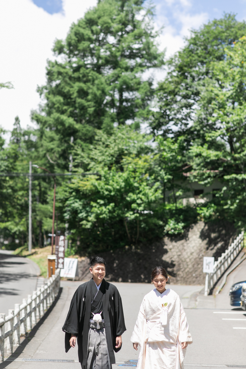 真夏の日差しの中、戸隠は少し涼しい環境