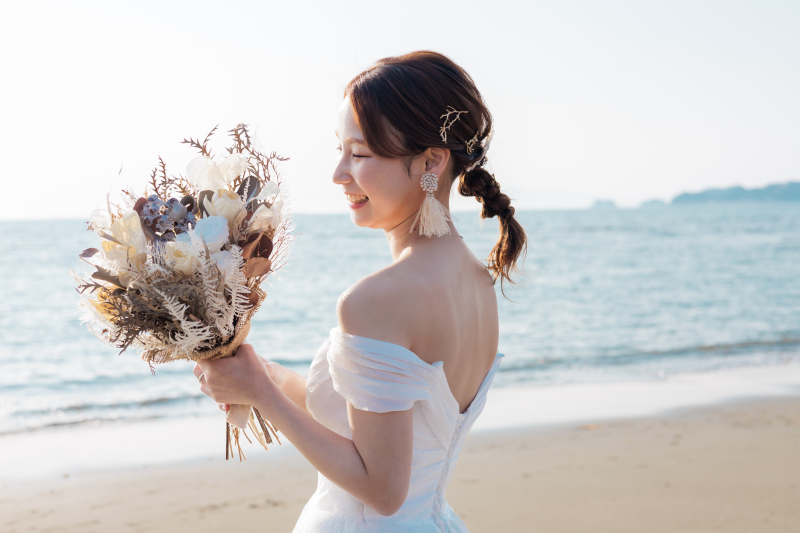 《浜の宮ビーチ》洋装ロケーション│和歌山市のおしゃれなビーチで撮影│サンセット撮影も可能◎