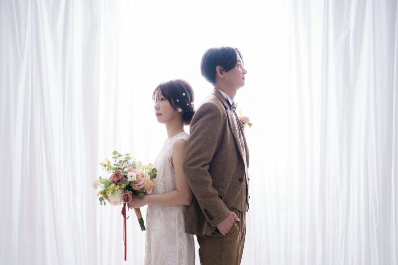 《スタジオフォト》洋装｜ドレス・タキシード｜シンプル＆可愛い背景で撮影