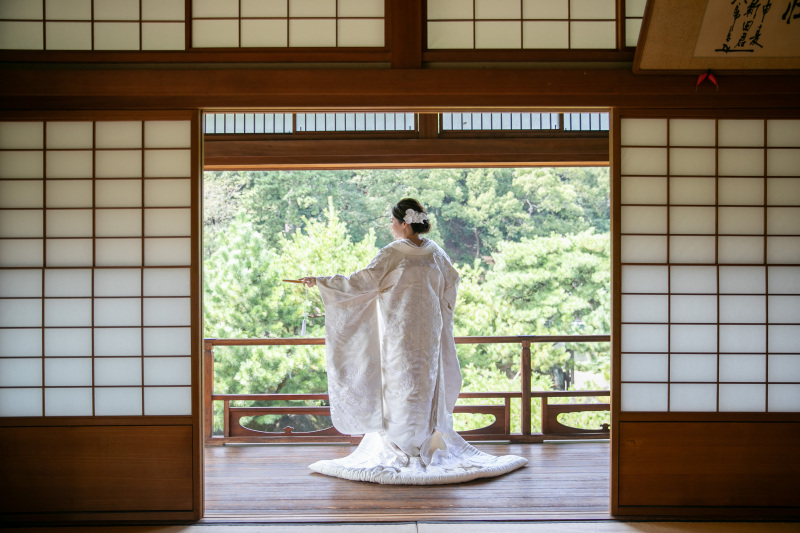 《温山荘園》和装ロケーション｜日本庭園・和室｜和の雰囲気あふれる空間で叶う和装ロケ