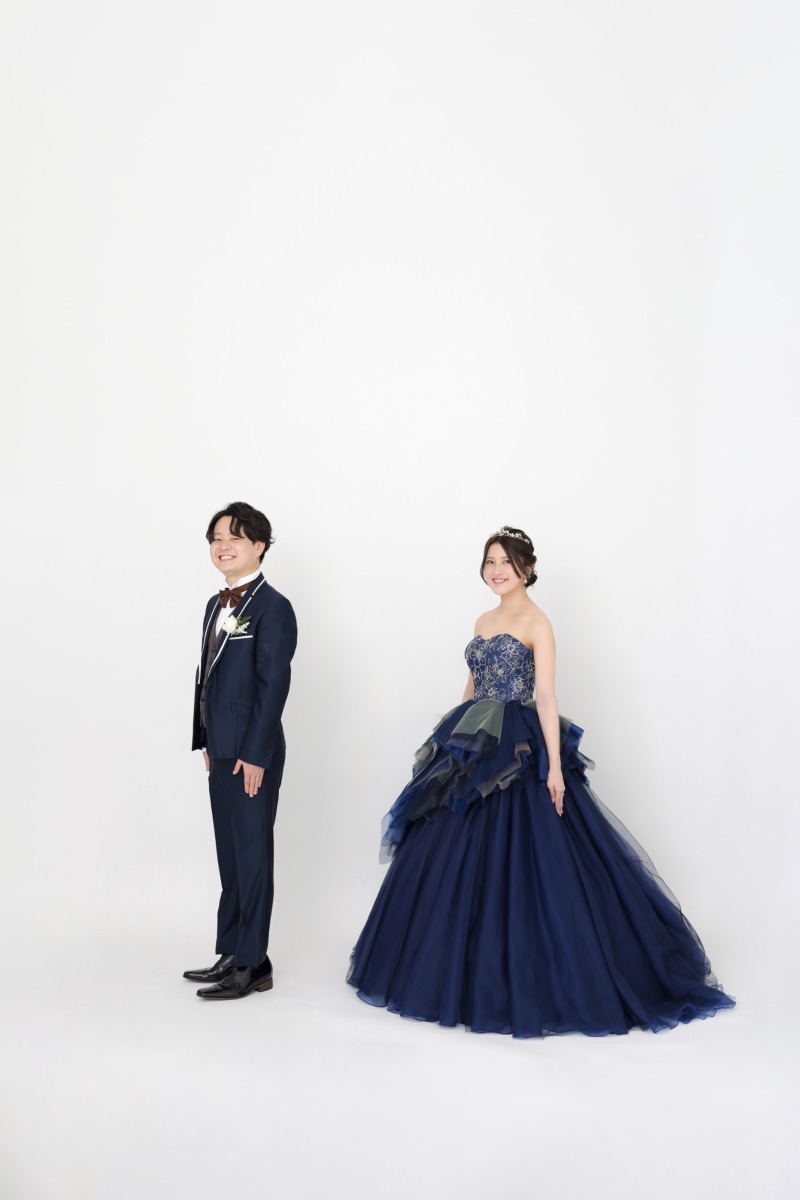 真っ白な背景でちょっとお茶目に♪