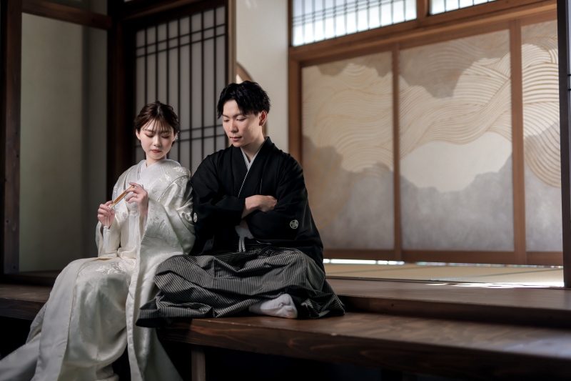 縁側でしっとりと撮影