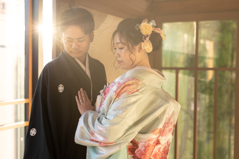 スタジオにいながらも、自然な光が写真の中に