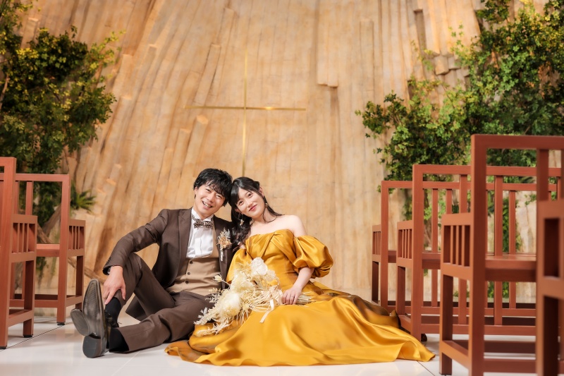 座ってのショット。