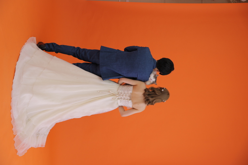 2人の間からひょっこり♩