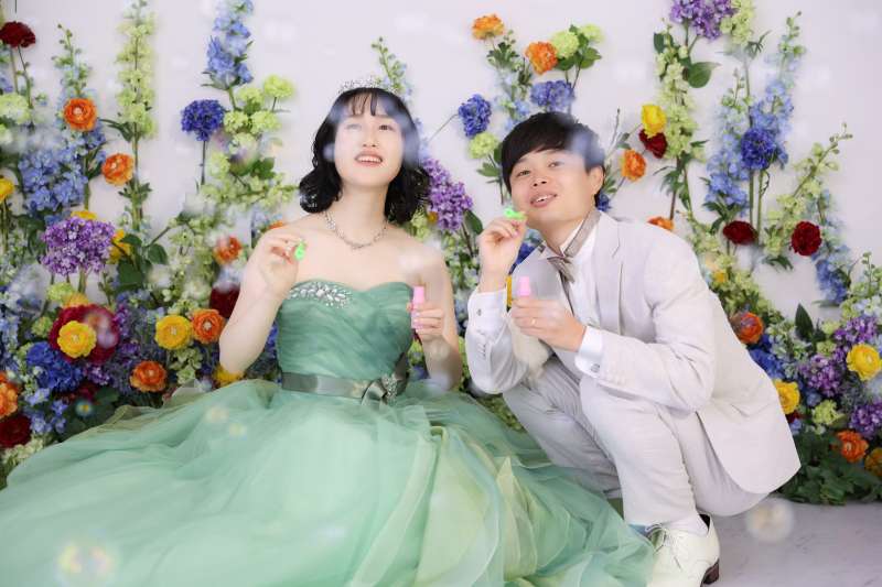 シャボン玉で。