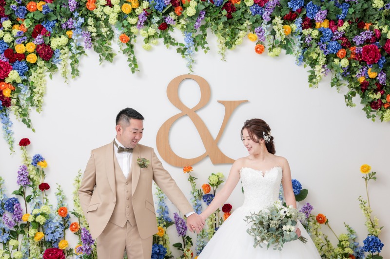 雰囲気を変えて素敵なウエディングドレスで