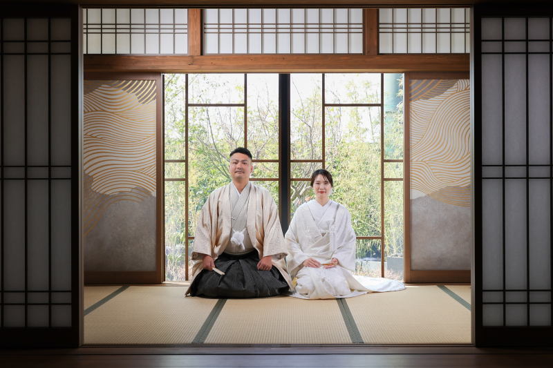 カチッとした雰囲気も。