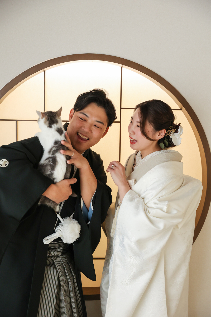 元気な猫さまと笑顔のお二人!