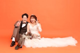【和装洋装スタジオプラン】笑顔溢れるおふたりと♪