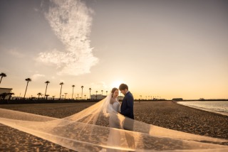 【洋装ロケーション】広々とした空間で