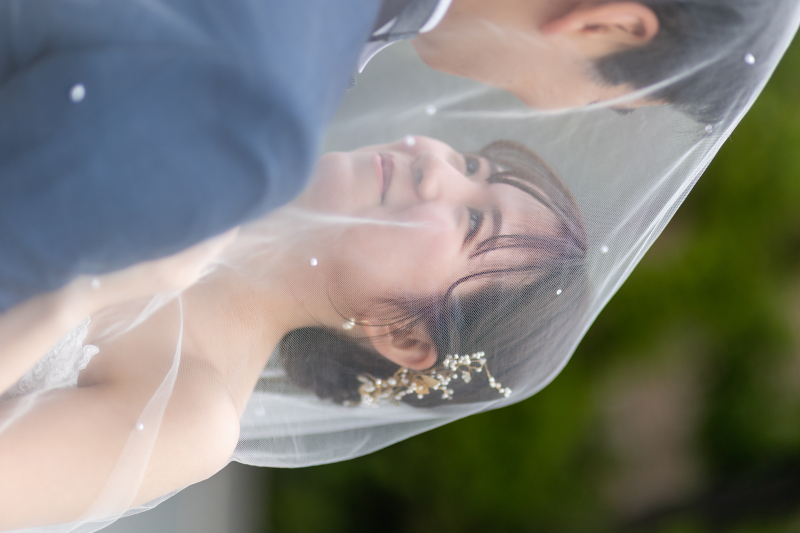 ベールの中で、ふたりだけの世界に