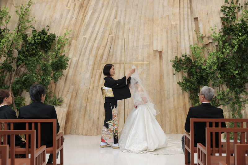 母から娘への旅立ちの瞬間も