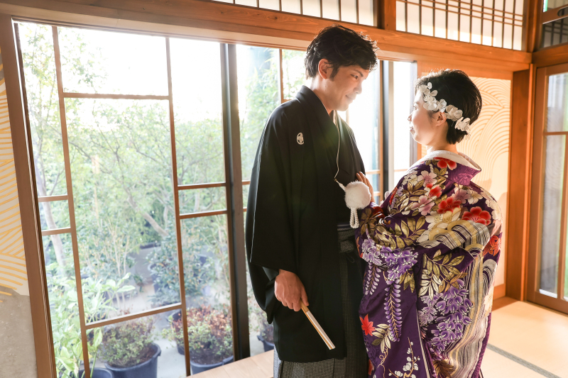 庭園に差し込む太陽の光