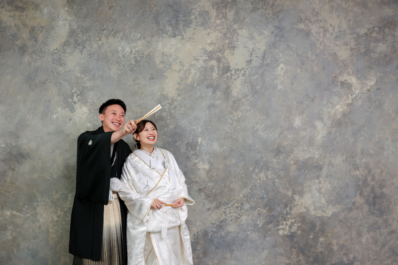 お茶目ショットも!