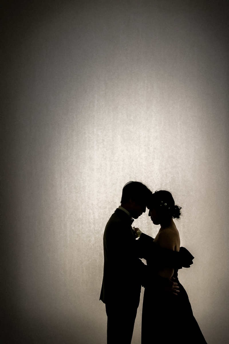 デザインを活かしたシルエット写真