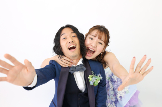 【洋装スタジオプラン】お二人らしさを詰め込んだフォトウエディング