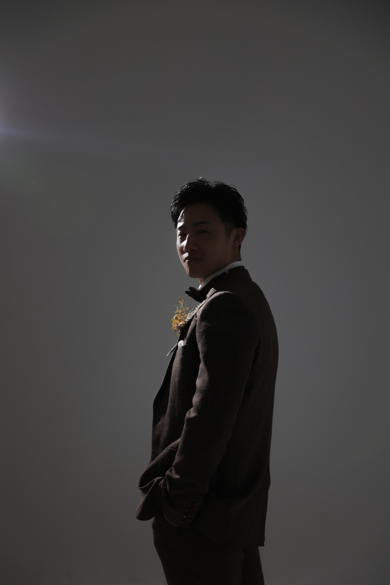 新郎様をシックに