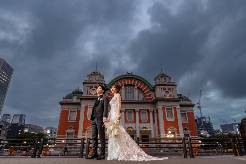 ドレスでの撮影がスタート！