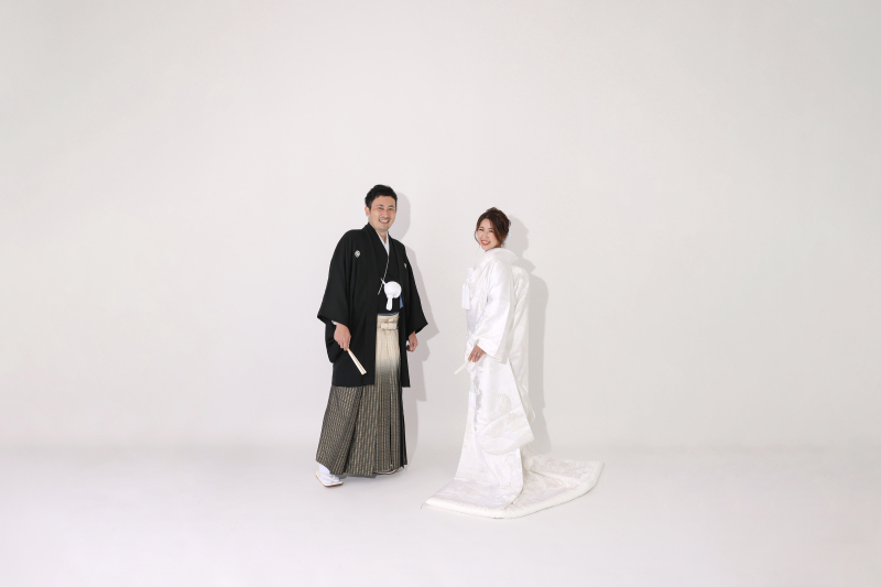 真っ白な背景かつ広々とした空間