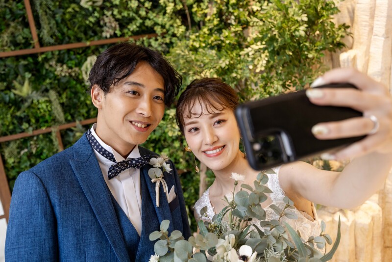 撮影の合間で自然な表情を残させていただきました