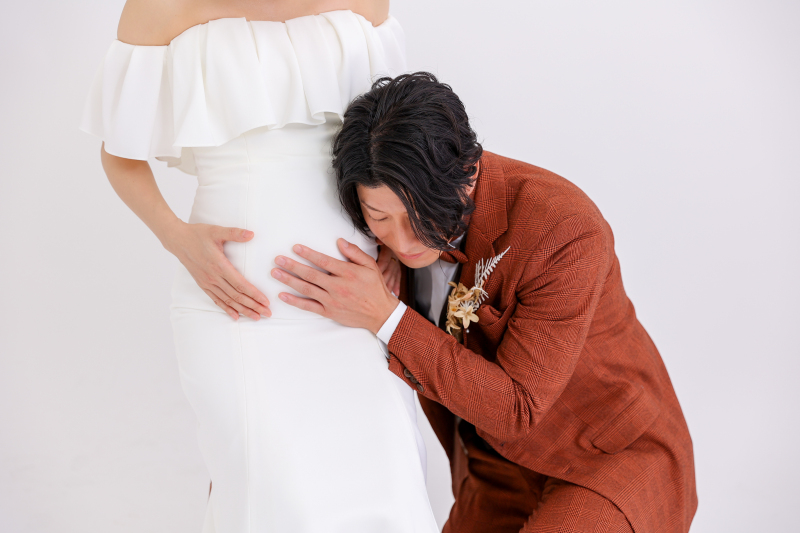 お腹に耳を添えて。