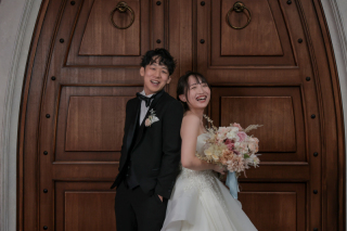 【和装洋装スタジオプラン】かっこいいだけじゃない！輝くお二人の笑顔