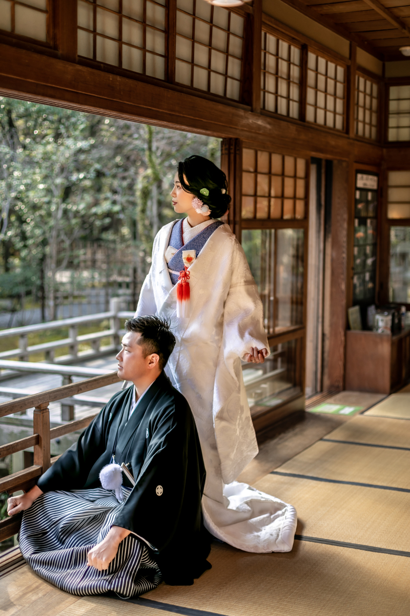 縁側にお二人で並んで撮影もすごく画になります