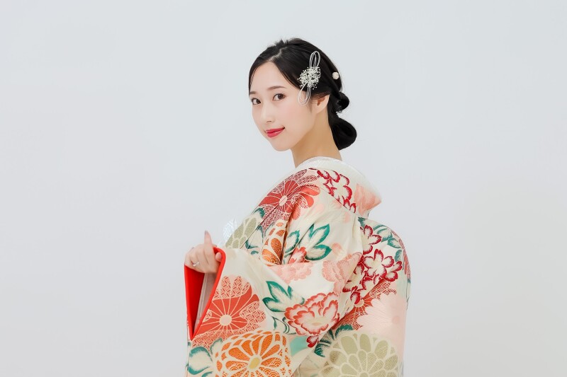 【アルバム付き和装プラン】撮影料+ヘアメイク+ドレス&小物+ アルバム6P付★