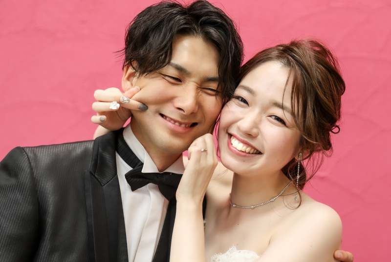 【ウエディングドレスもカラードレスも両方叶う♪】1月末までの撮影限定!洋装2着スタジオ撮影プラン◆全カットデータ付!