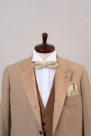 蝶ネクタイ・チーフ　ベージュ