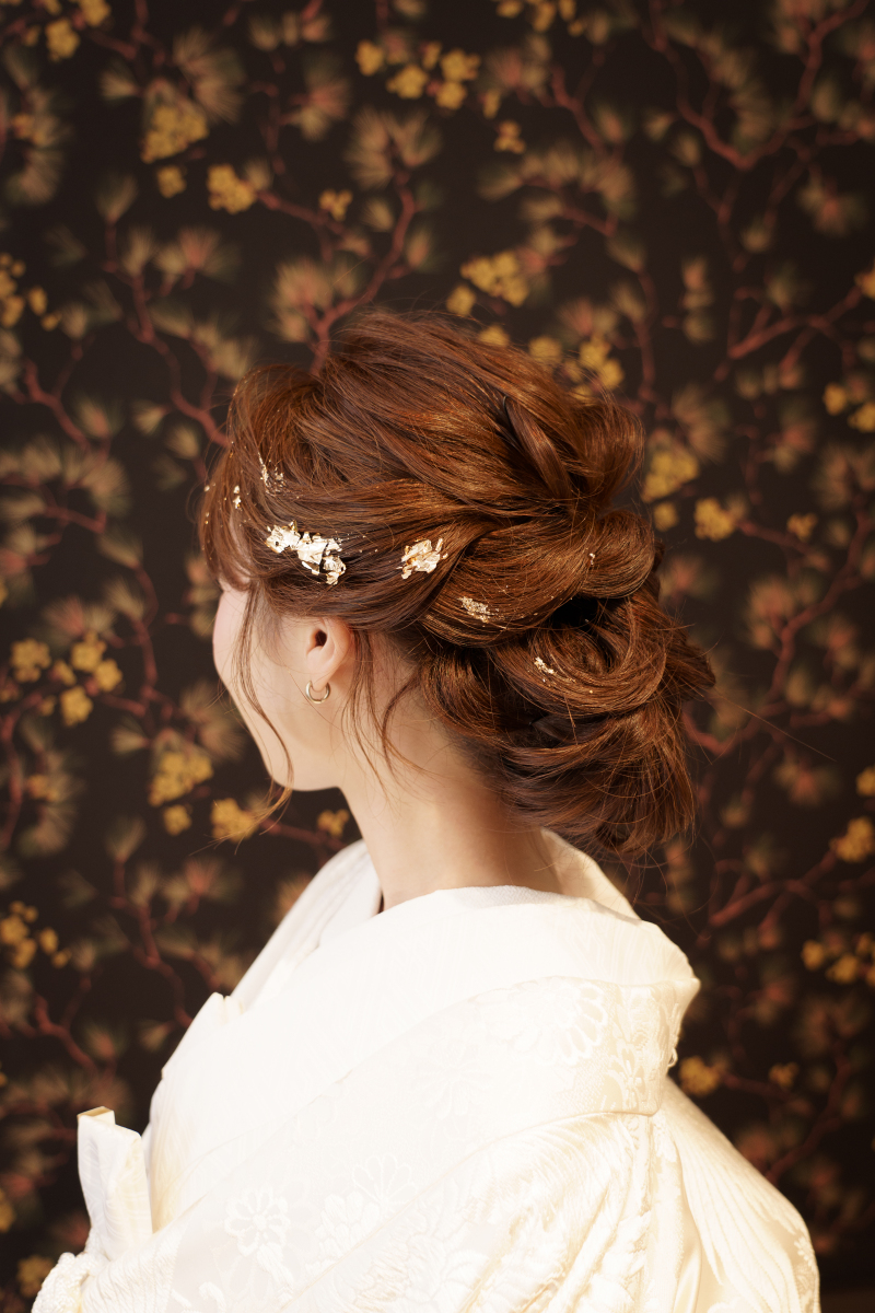 トレンドの金箔を使ったヘアスタイル