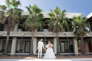 愛犬と一緒に和装でスタジオ＆洋装でリゾートチャペルフォトプラン