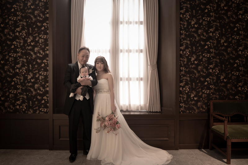 家族3人の新たな記念日に　＊洋装1着 スタジオ撮影プラン＊