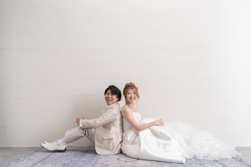 ホワイトサンズは背中合わせで