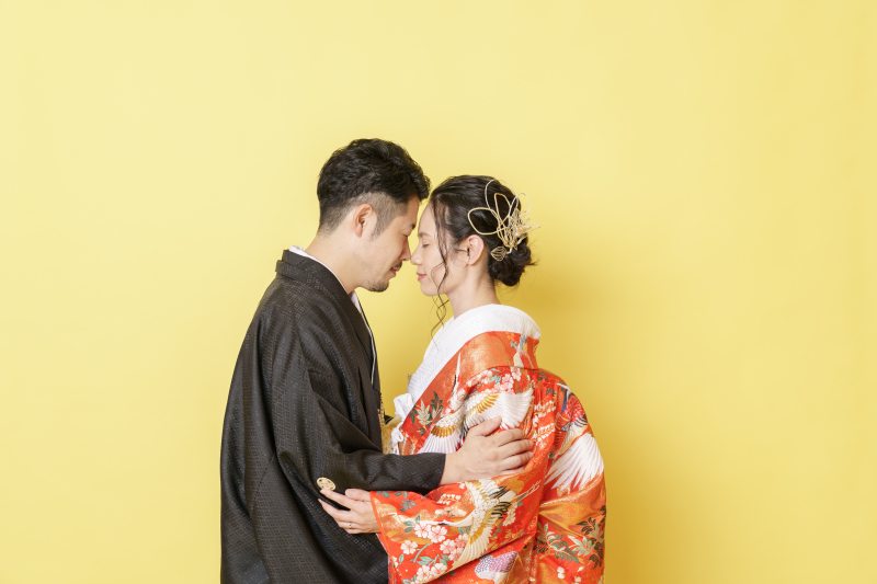 おでこを合わせて・・・