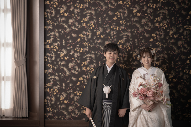 白無垢と紋付袴