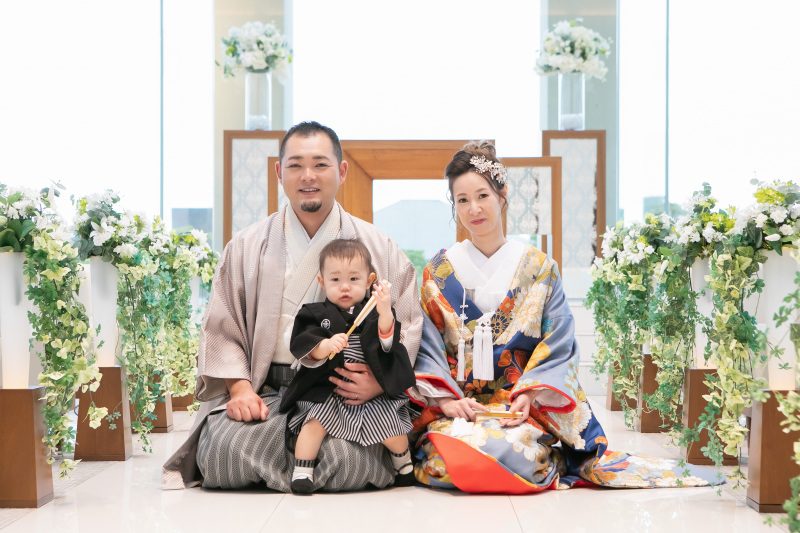 幸せいっぱいのファミリーフォト♪　＊和装2着　スタジオ＆ロケ撮影プラン＊