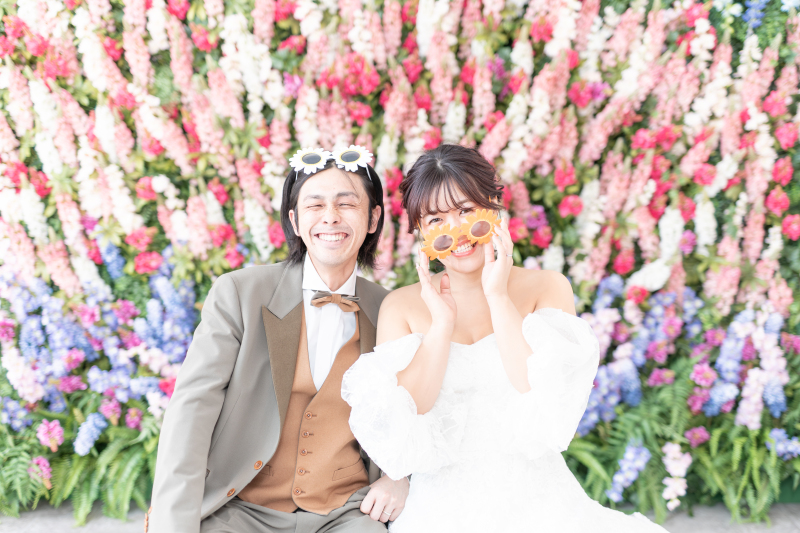 フラワーサングラスも使って♪