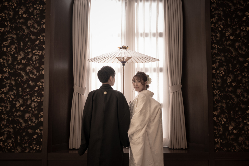 ご新婦様だけ振り向いて・・・